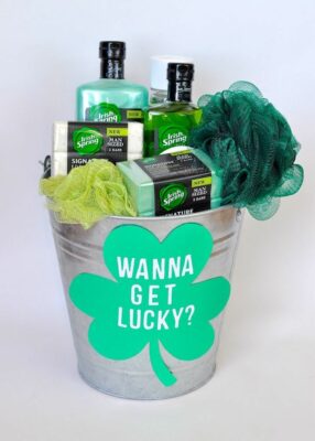 Top 10 Gifts Ideas For Father on St Patricks Day