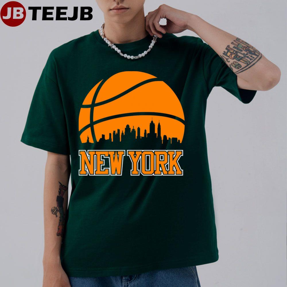 Retro City Skyline New York Knicks Basketball Unisex T-Shirt