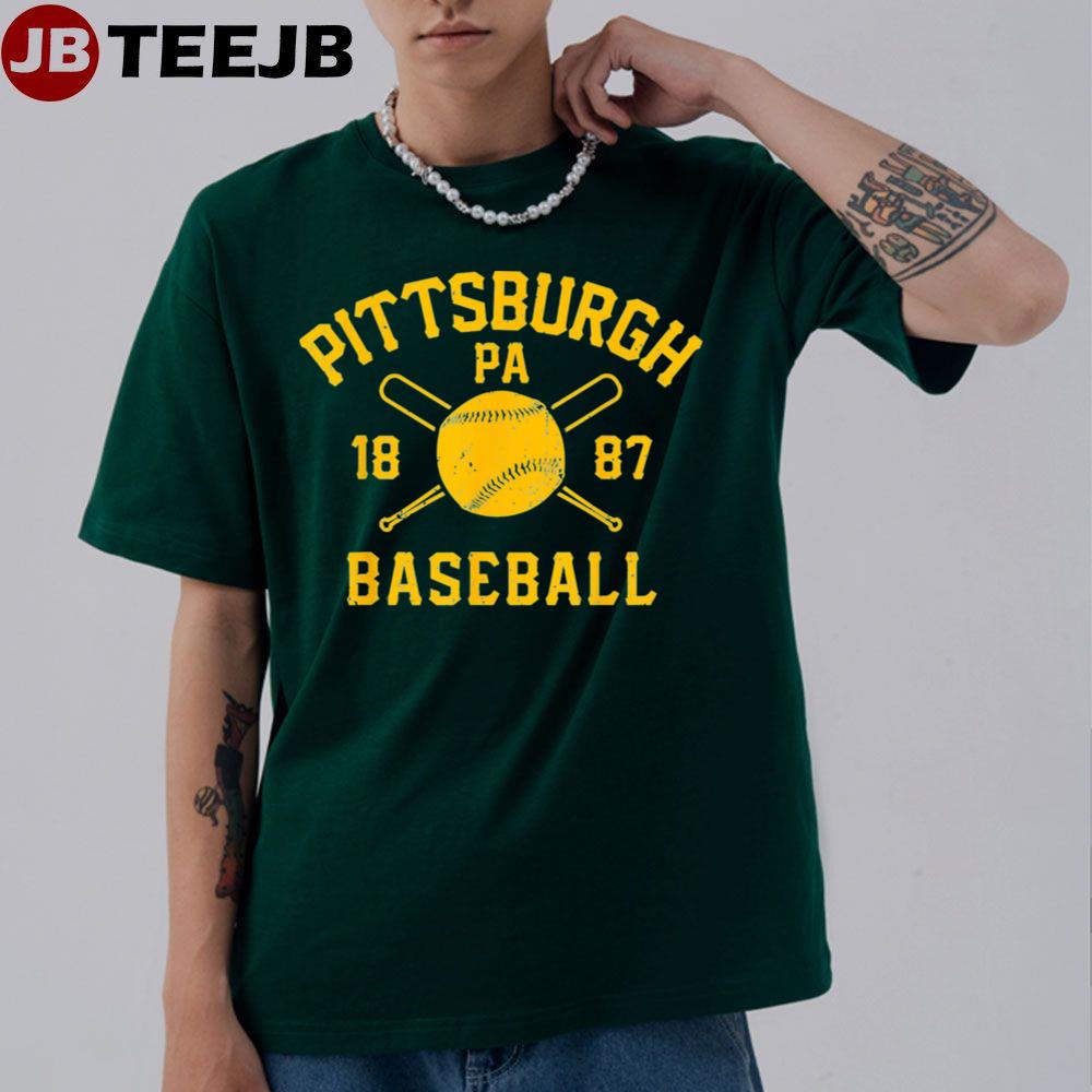 Vintage Pittsburgh Baseball Pennsylvania Pirate Unisex T-Shirt