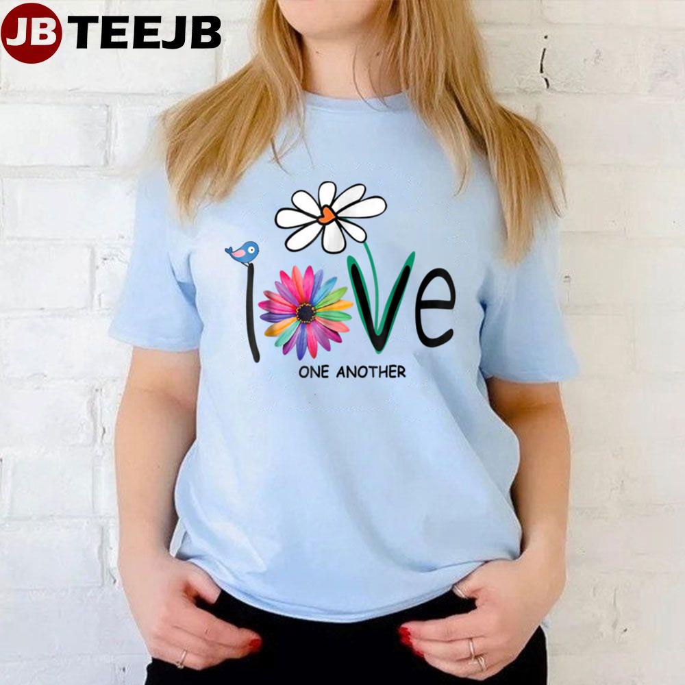 Love One Another Daisy Bird Hippie Flowe Unisex T-Shirt