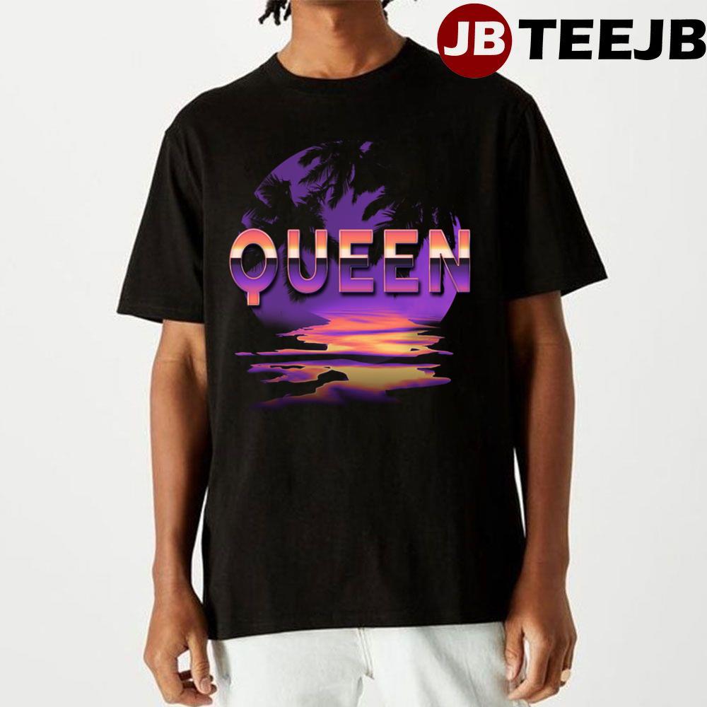 Queen Vintage Styles Purple Color 70s 80s 90s Unisex T-Shirt