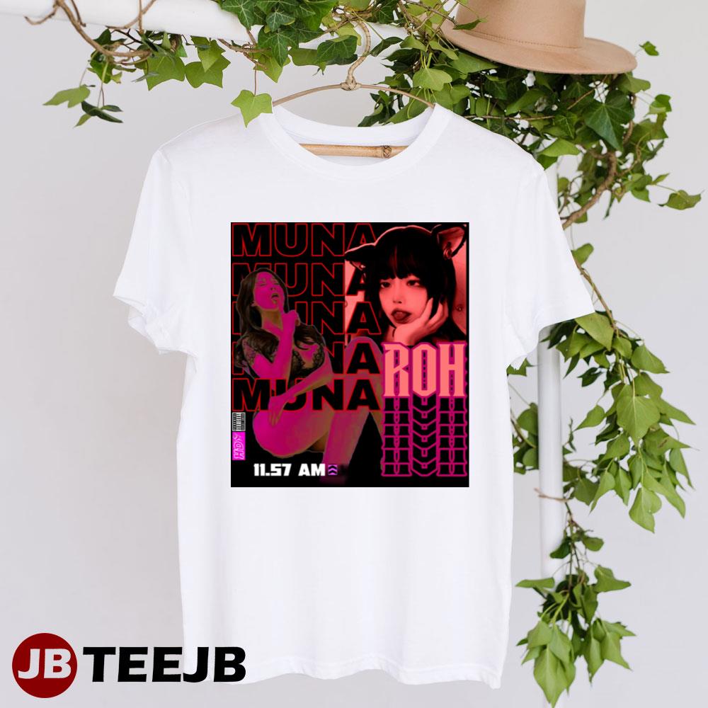 Red Pink Art Member Muna Roh Unisex T-Shirt