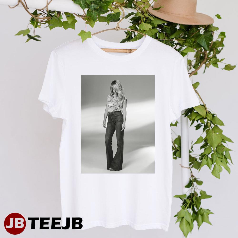 Ashley Monroe Country Singer Music Art Unisex T-Shirt