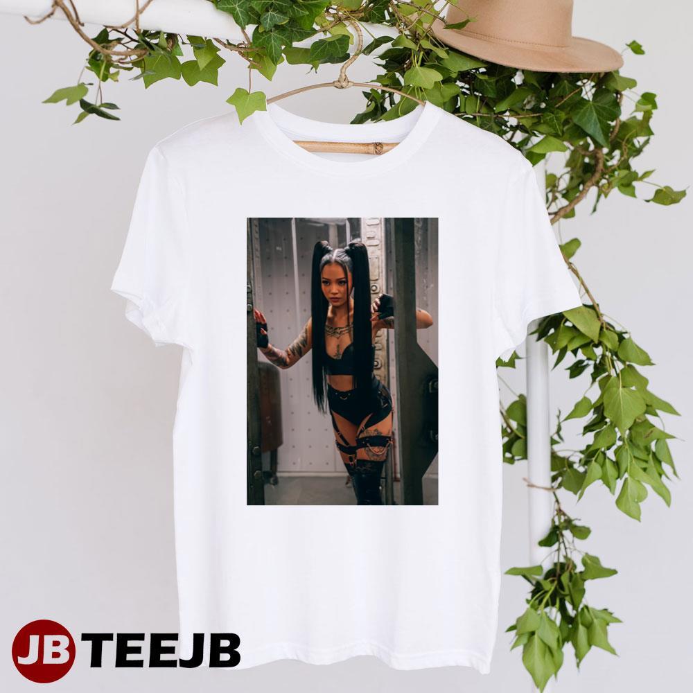 Art Bella Poarch Tiktok Singer Music TeeJB Unisex T-Shirt