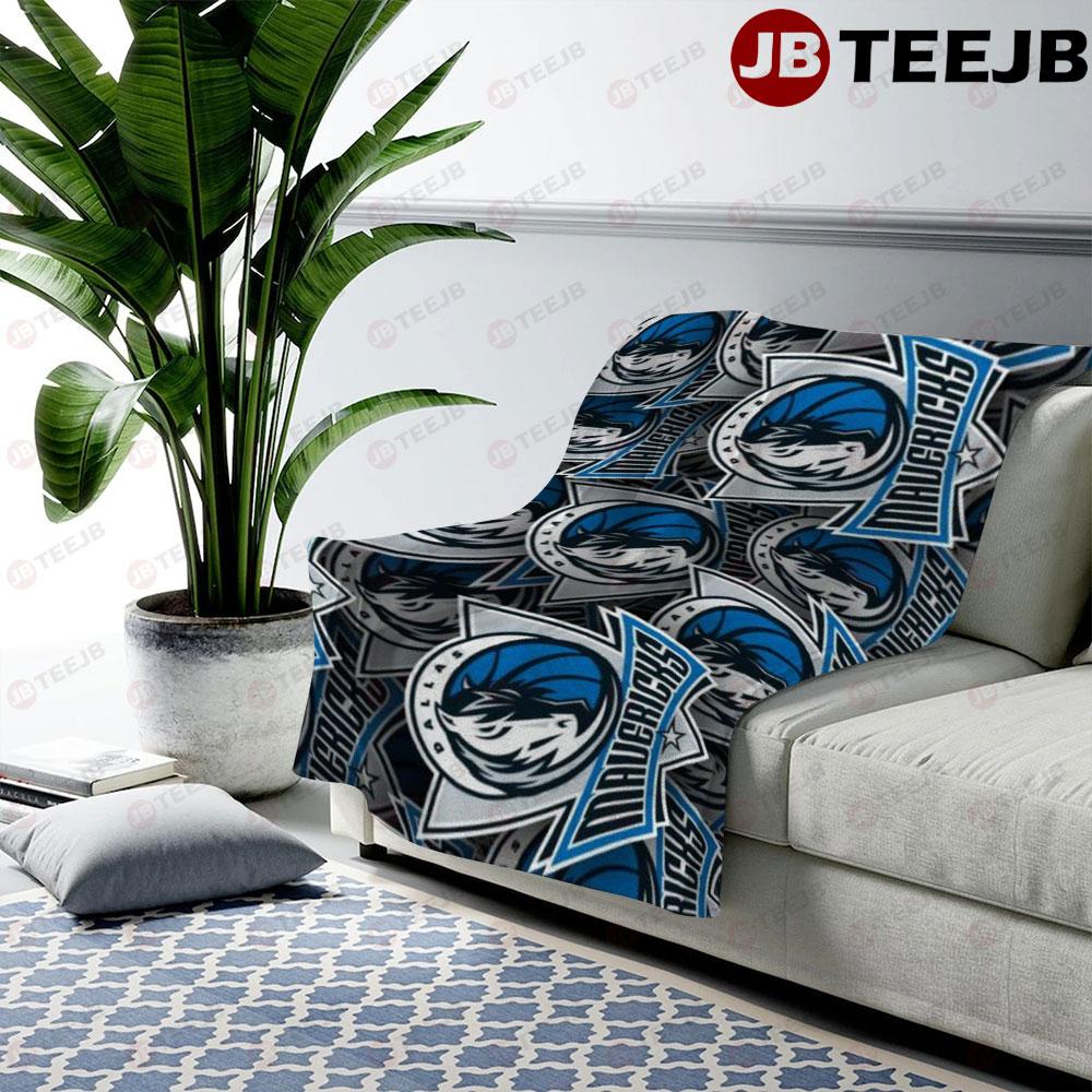 Dallas Mavericks 22 American Sports Teams TeeJB US Cozy Blanket