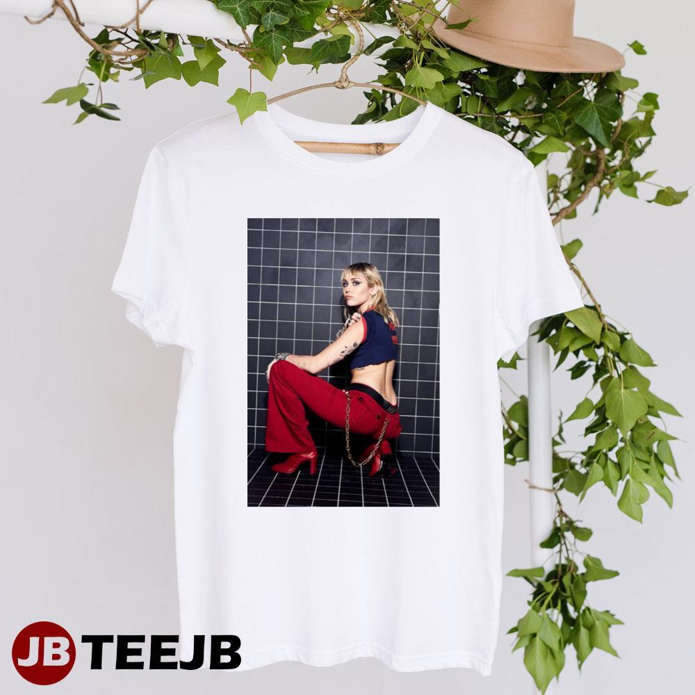 Miley Cyrus Singer Actress Music Art TeeJB Unisex T-Shirt