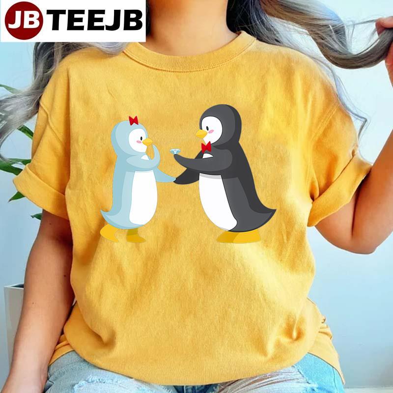 Penguin Couples Wedding Anniversary Engagemen TeeJB Unisex T-Shirt