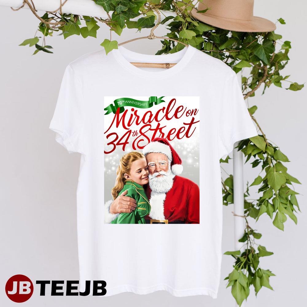 Miracle On 34th Street Maureen Ohara Edmund Gwenn Movie TeeJB Unisex T-Shirt