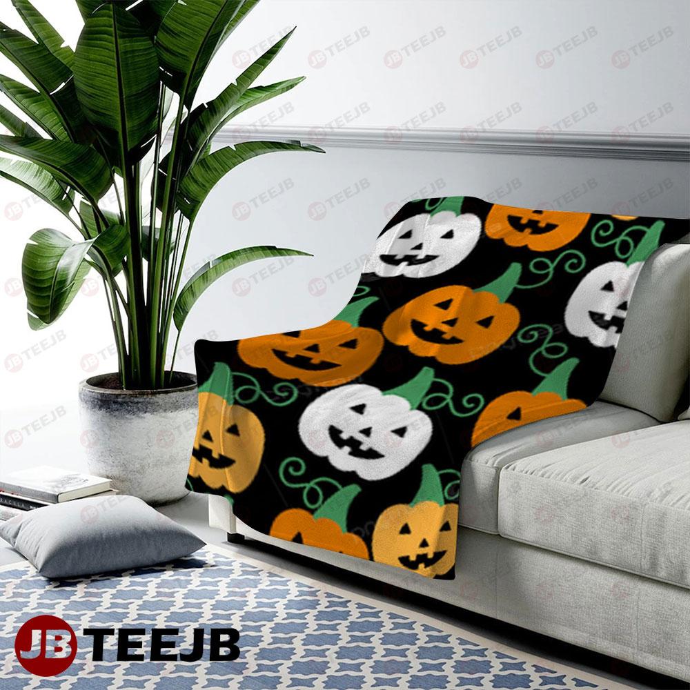 Pumpkins Halloween Pattern 134 TeeJB US Cozy Blanket