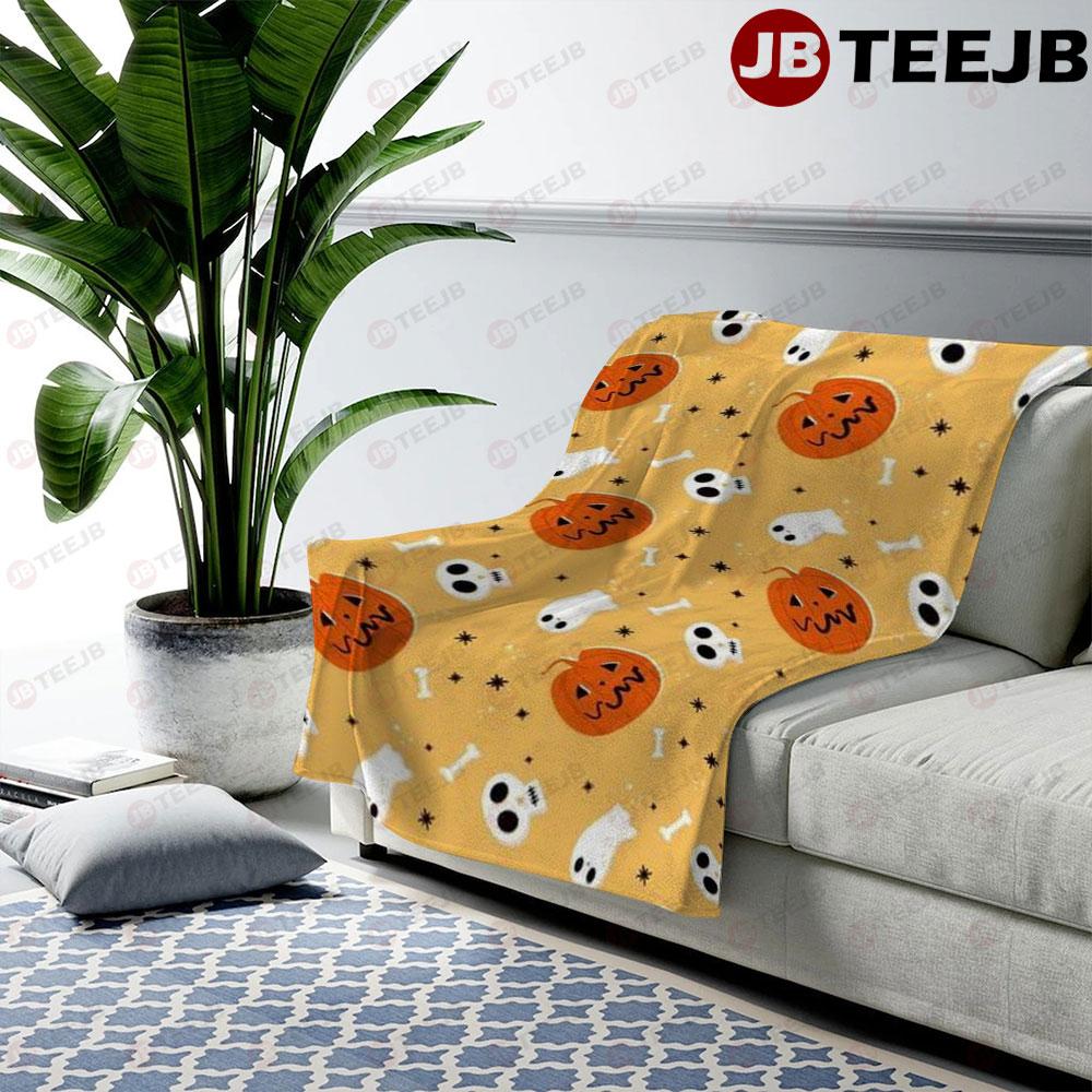 Skulls Boos Pumpkins Halloween Pattern 002 TeeJB US Cozy Blanket