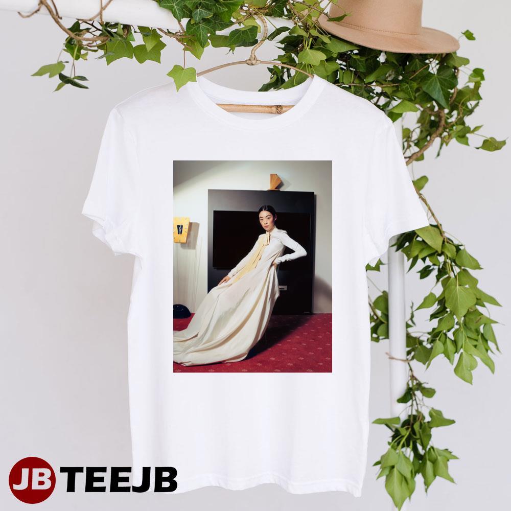 Rina Sawayama Singer Model Music Design TeeJB Unisex T-Shirt