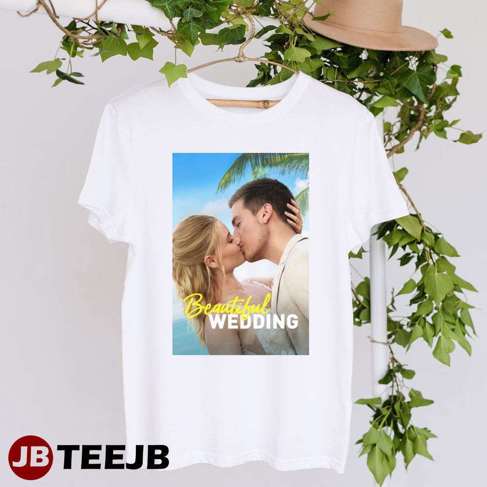 Beautiful Wedding Kissing Unisex T-Shirt